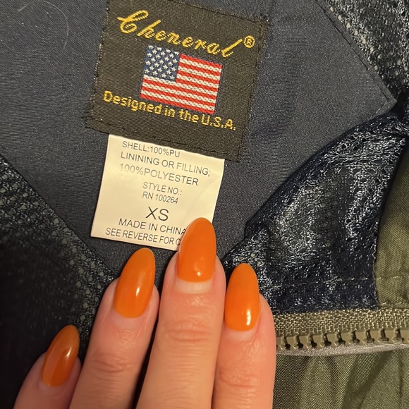 Outdoor jacket - Picture 3 of 6